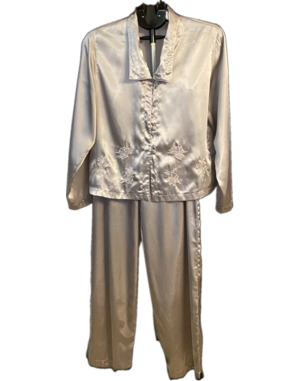 Delicates Women’s Medium Silver Satin Pajama Set Embroidered 2 Piece Sleepwear